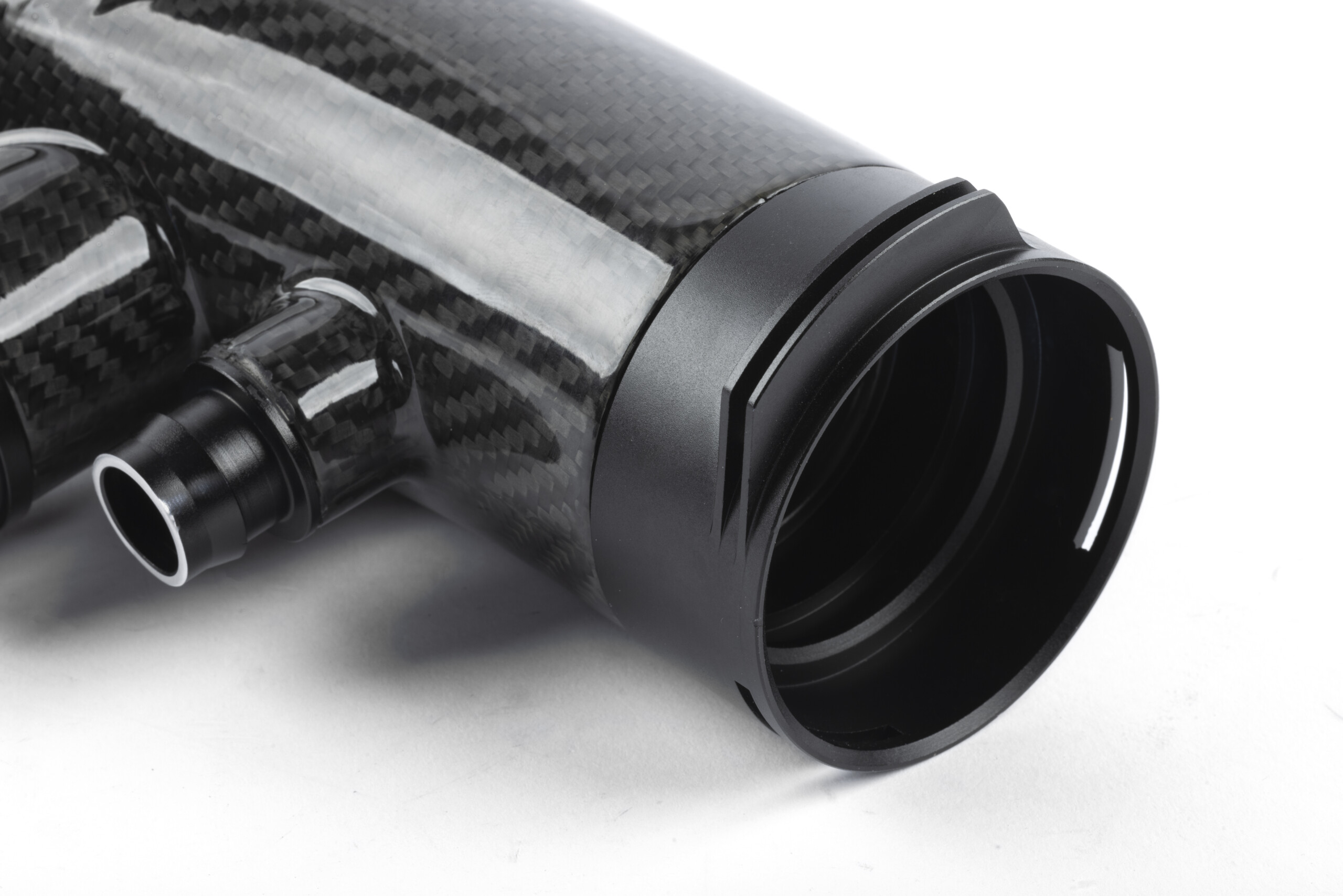 Dinan carbon fibre turbo inlet pipe for bmw 230i/330i/430i (g20/g22/g23/g26/g42) 2019-2025 5 Dinan carbon fibre turbo inlet pipe for bmw 230i/330i/430i (g20/g22/g23/g26/g42) 2019-2025 - image 5