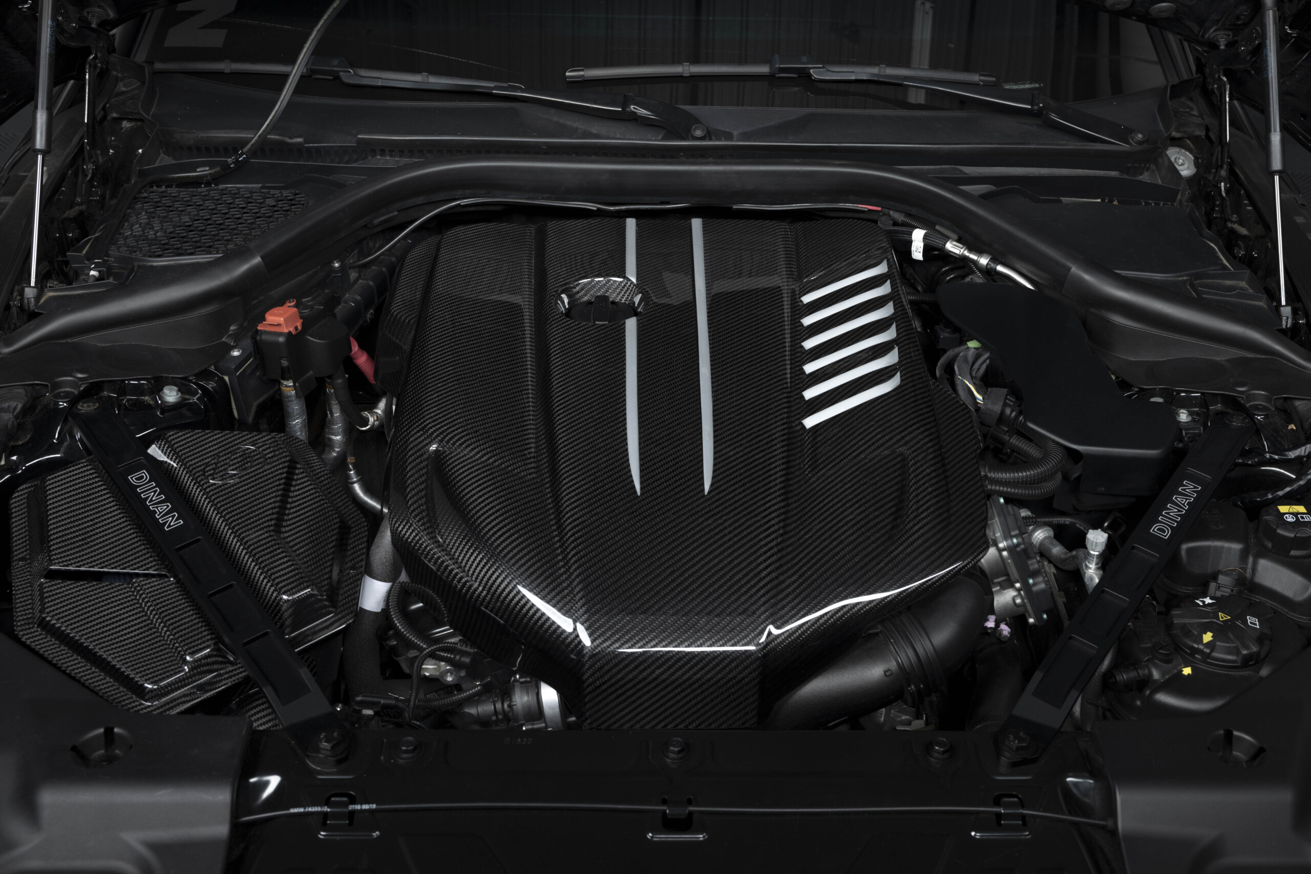 Dinan carbon fibre cold air intake for toyota gr supra (a90/a91) & bmw z4 m40i (g29) 2020-2025 8 Dinan carbon fibre cold air intake for toyota gr supra (a90/a91) & bmw z4 m40i (g29) 2020-2025 - image 8