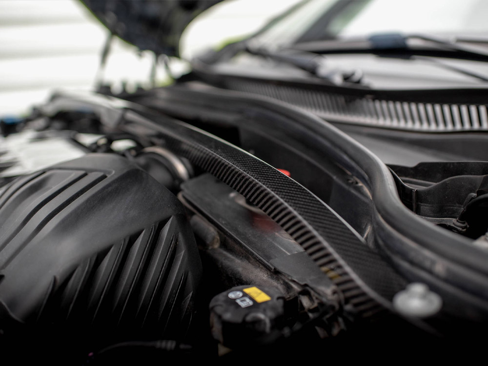 Maxton carbon fibre strut bar cover bmw 1 series f40 m135i 5 Maxton carbon fibre strut bar cover bmw 1 series f40 m135i - image 5