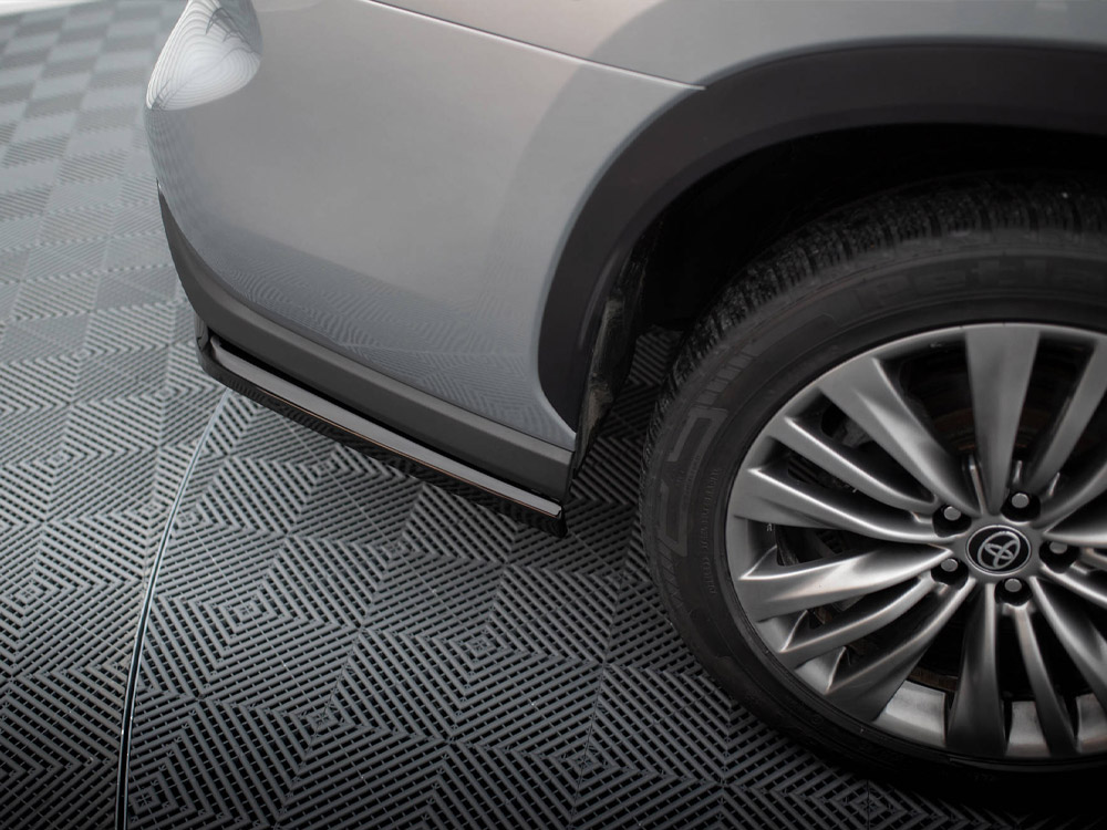 Maxton rear side splitters toyota highlander mk4 4 Maxton rear side splitters toyota highlander mk4 - image 4