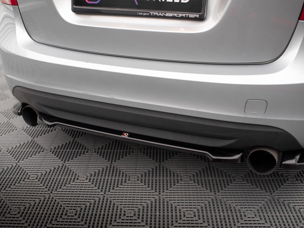 Maxton central rear splitter volvo s60 r-design mk2 3 Maxton central rear splitter volvo s60 r-design mk2 - image 3