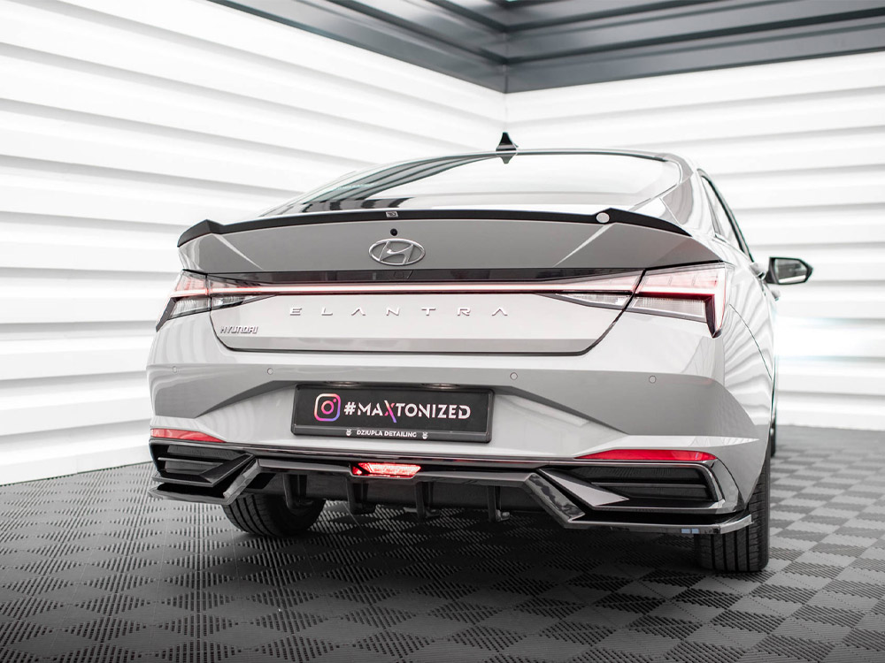 Maxton central rear splitter (vertical bars) hyundai elantra mk7 3 Maxton central rear splitter (vertical bars) hyundai elantra mk7 - image 3