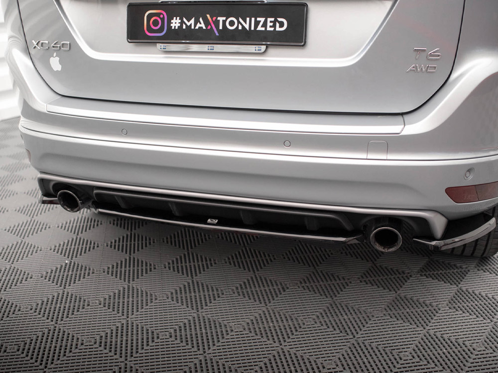 Maxton central rear splitter volvo xc60 r-design mk1 facelift models 3 Maxton central rear splitter volvo xc60 r-design mk1 facelift models - image 3