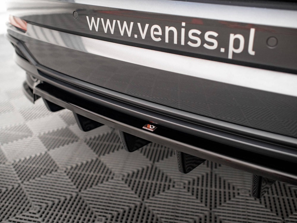 Maxton central rear splitter (vertical bars) audi q3 s-line f3 4 Maxton central rear splitter (vertical bars) audi q3 s-line f3 - image 4