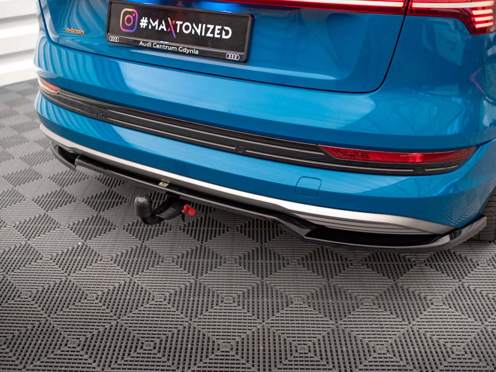 Maxton central rear splitter (vertical bars) audi e-tron 7 Maxton central rear splitter (vertical bars) audi e-tron - image 7