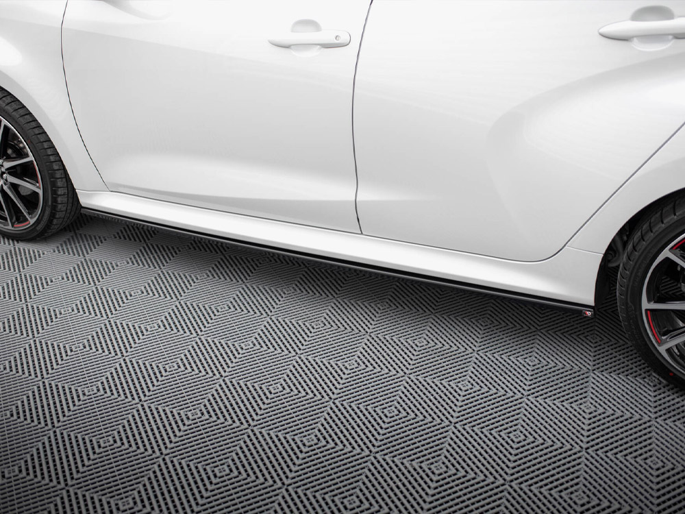 Maxton side skirts diffusers v2 toyota yaris mk4 3 Maxton side skirts diffusers v2 toyota yaris mk4 - image 3