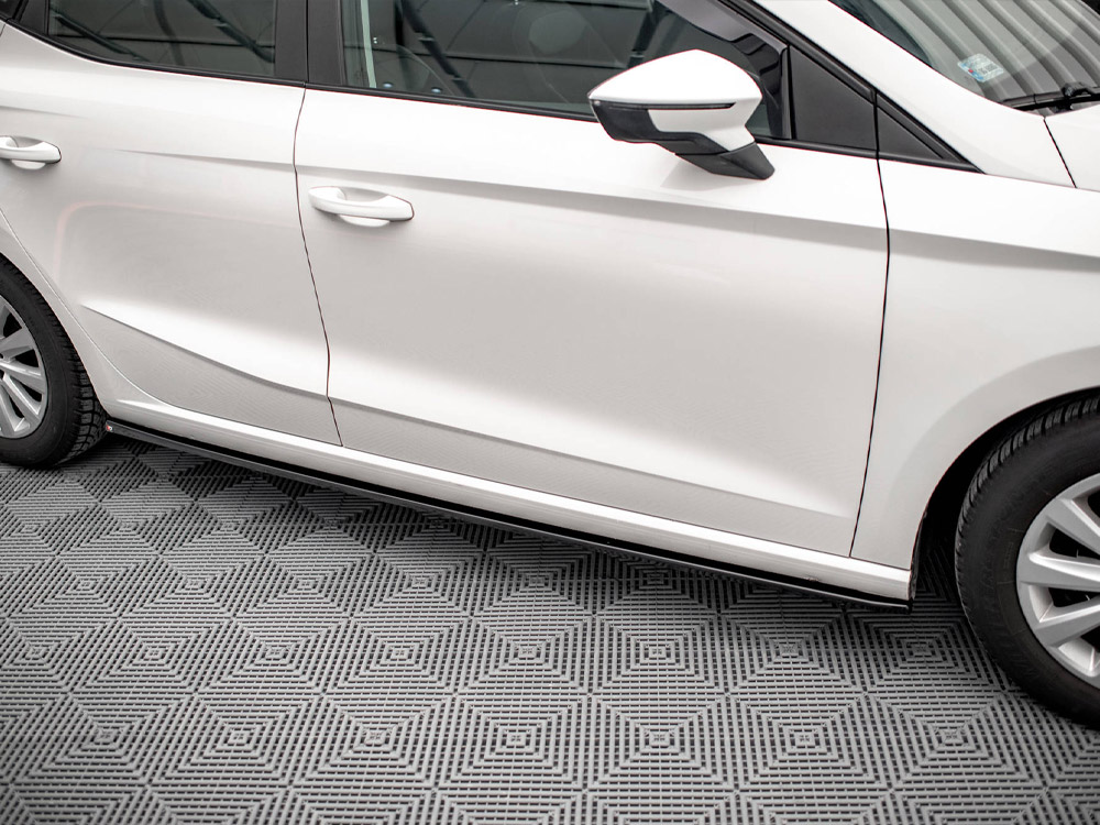 Maxton side skirts diffusers v1 seat ibiza fr/standard mk5 3 Maxton side skirts diffusers v1 seat ibiza fr/standard mk5 - image 3