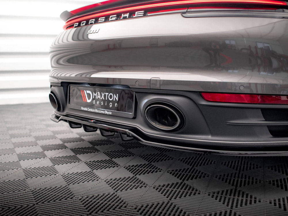 Maxton rear splitter (vertical bars) porsche 911 carrera 4s 992 3 Maxton rear splitter (vertical bars) porsche 911 carrera 4s 992 - image 3