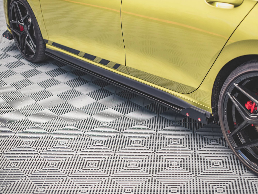 Maxton side skirts diffusers v2 + flaps for volkswagen golf gti / gte / gti clubsport / gtd / r-line mk8 5 Maxton side skirts diffusers v2 + flaps for volkswagen golf gti / gte / gti clubsport / gtd / r-line mk8 - image 5