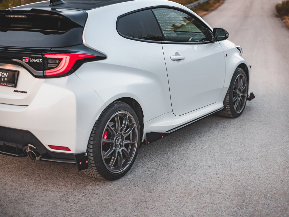 Maxton side skirts diffusers v2 + flaps toyota gr yaris mk4 4 Maxton side skirts diffusers v2 + flaps toyota gr yaris mk4 - image 4