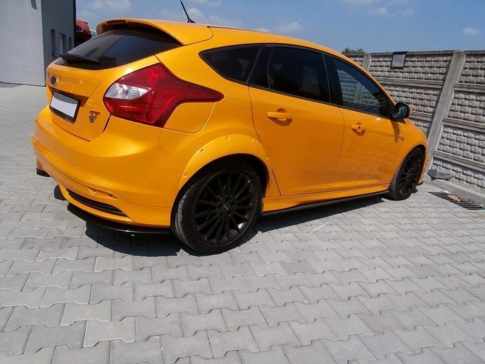 Maxton fenders extension ford focus st mk3 (2012-2014) 1 Maxton fenders extension ford focus st mk3 (2012-2014)
