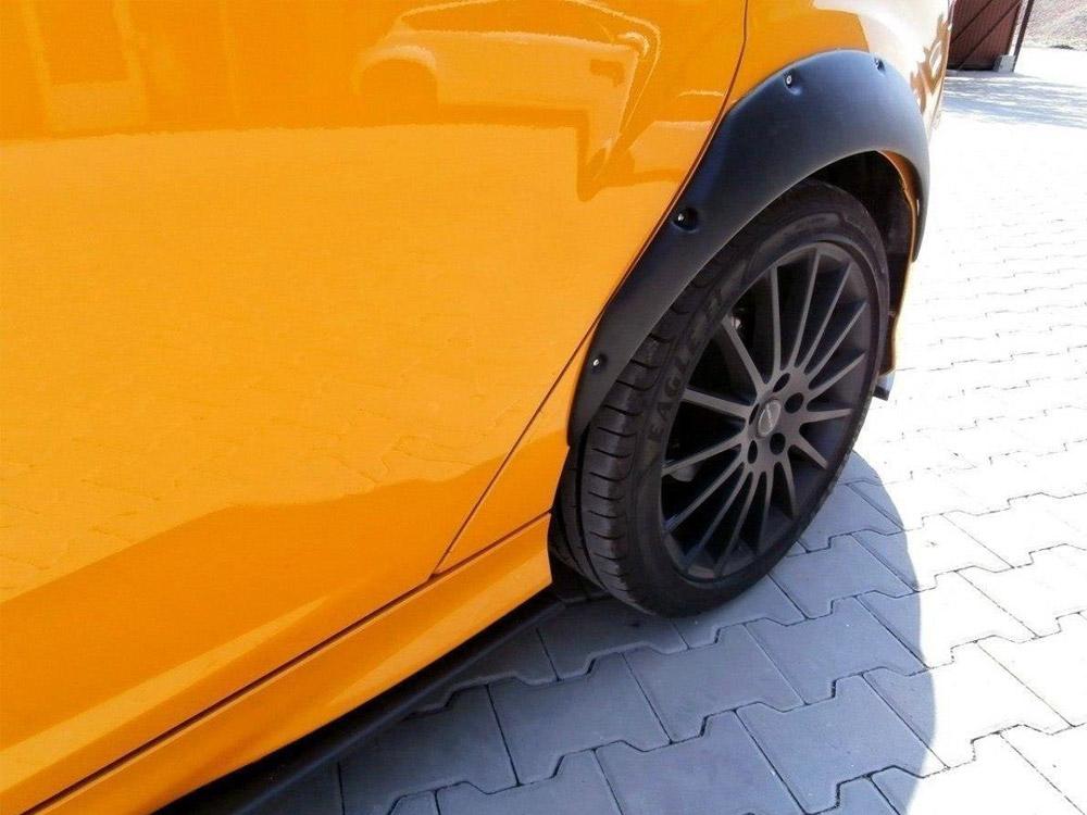 Maxton fenders extension ford focus st mk3 (2012-2014) 4 Maxton fenders extension ford focus st mk3 (2012-2014) - image 4