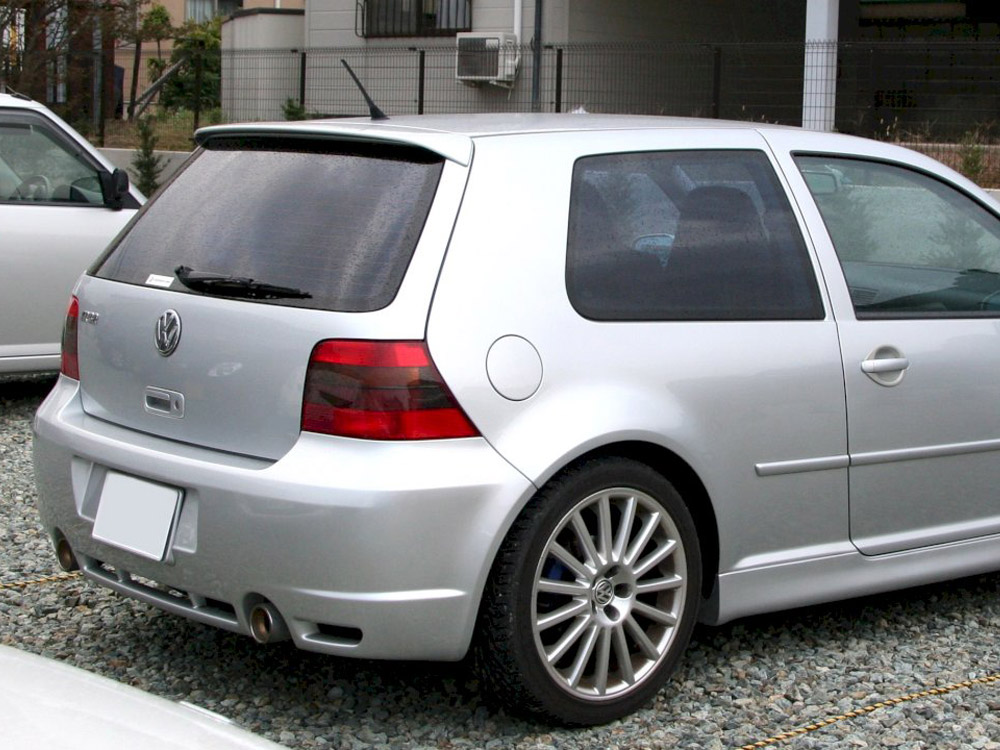 Maxton side skirts volkswagen golf mk4 (3 door) r32 look 1 Maxton side skirts volkswagen golf mk4 (3 door) r32 look