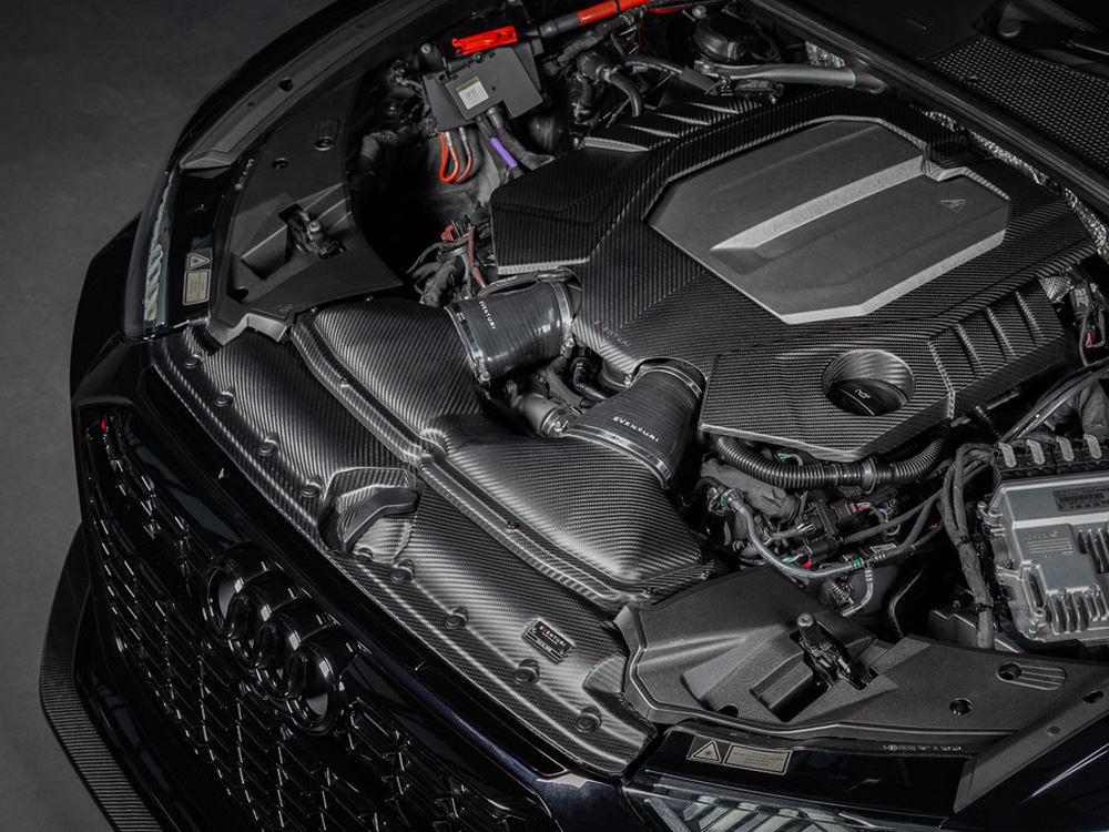 Eventuri audi rs6 (c8) carbon fibre engine cover 2 Eventuri audi rs6 (c8) carbon fibre engine cover - image 2