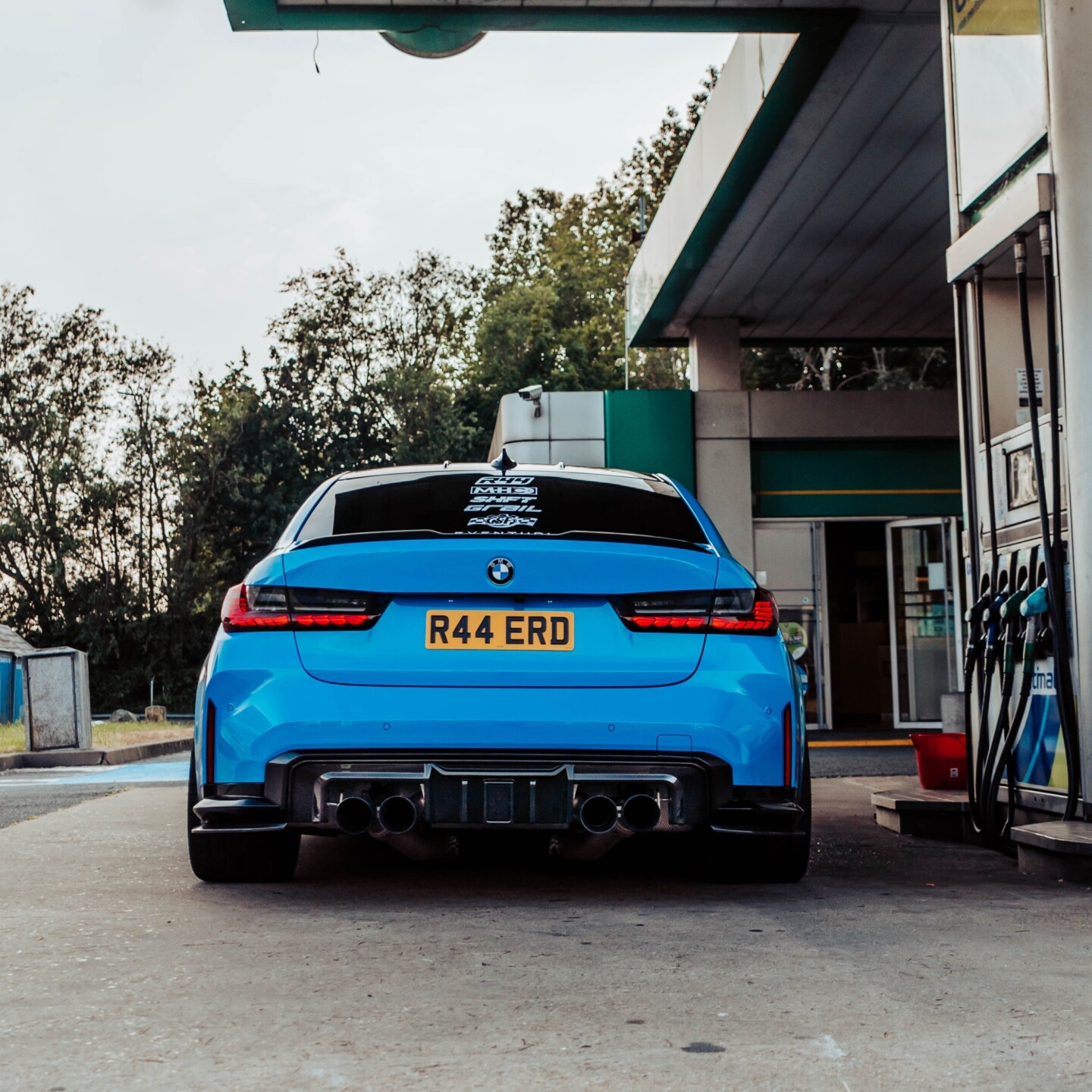 Mhc+ bmw g80/g81 m3 & g82/g83 m4 df1 pre preg carbon fibre led rear diffuser 4 Mhc+ bmw g80/g81 m3 & g82/g83 m4 df1 pre preg carbon fibre led rear diffuser - image 4