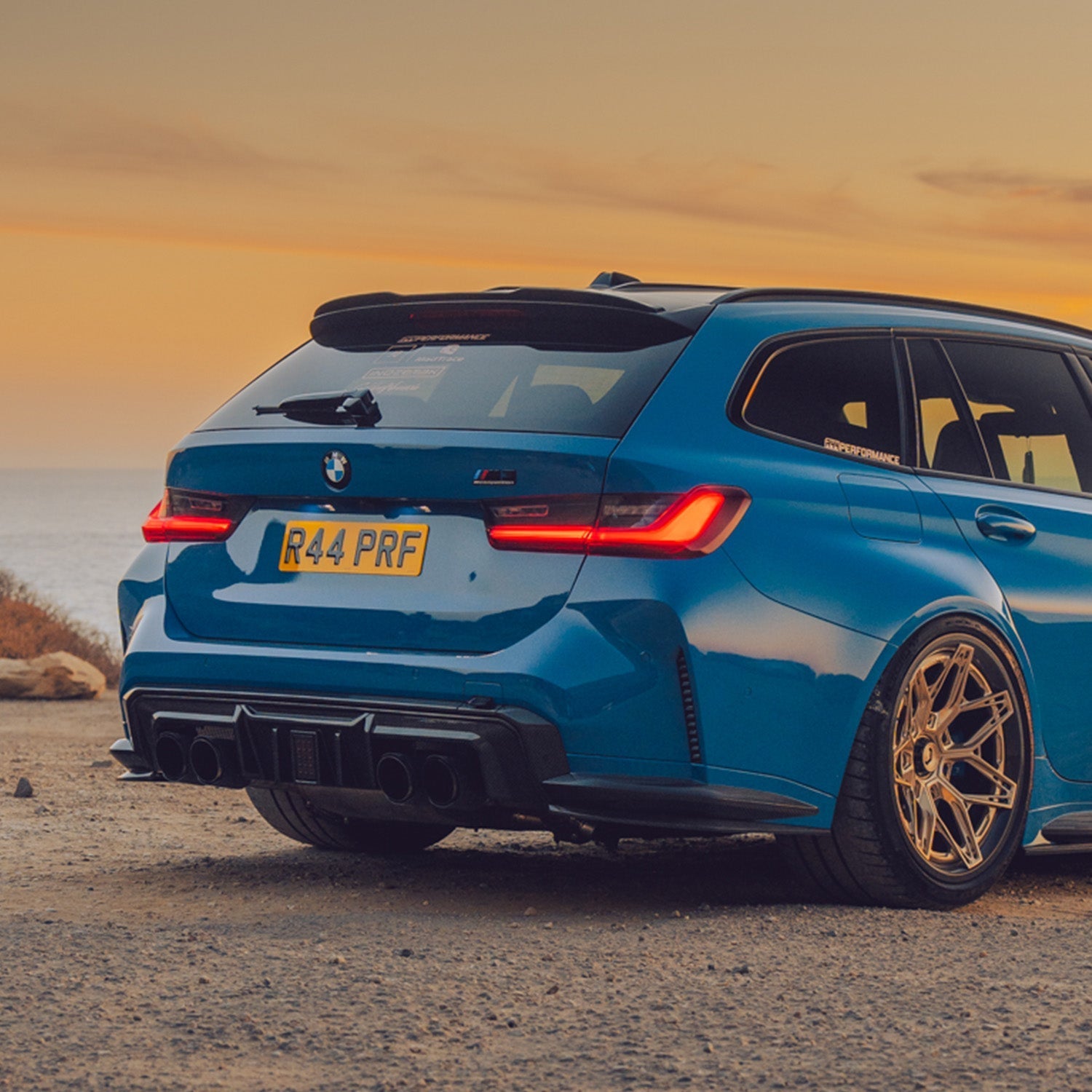 Mhc+ bmw g80/g81 m3 & g82/g83 m4 df1 pre preg carbon fibre led rear diffuser 10 Mhc+ bmw g80/g81 m3 & g82/g83 m4 df1 pre preg carbon fibre led rear diffuser - image 10