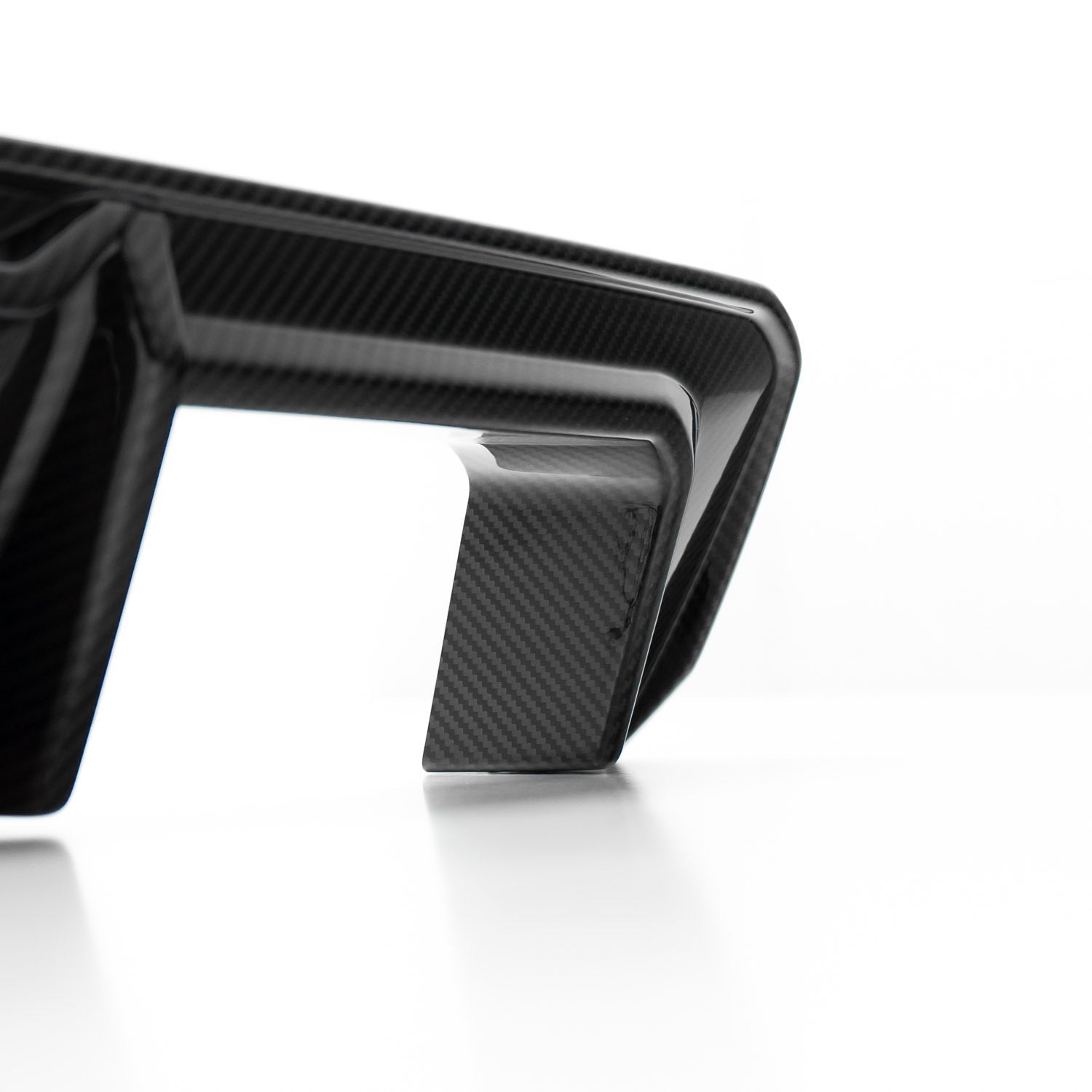 Mhc+ bmw g80/g81 m3 & g82/g83 m4 df1 pre preg carbon fibre led rear diffuser 20 Mhc+ bmw g80/g81 m3 & g82/g83 m4 df1 pre preg carbon fibre led rear diffuser - image 20