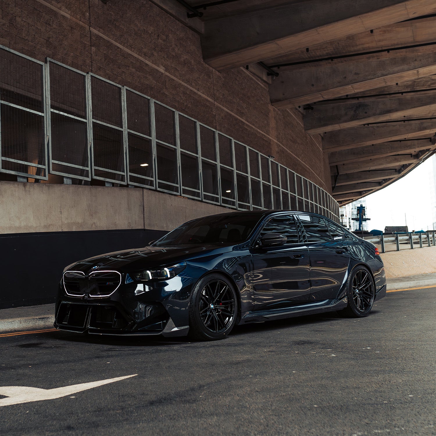 Mhc+ bmw g90 & g99 m5 pre preg carbon fibre performance style front splitter 15 Mhc+ bmw g90 & g99 m5 pre preg carbon fibre performance style front splitter - image 15