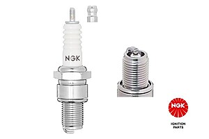 NGK B6ES Standard Spark Plug (7310)