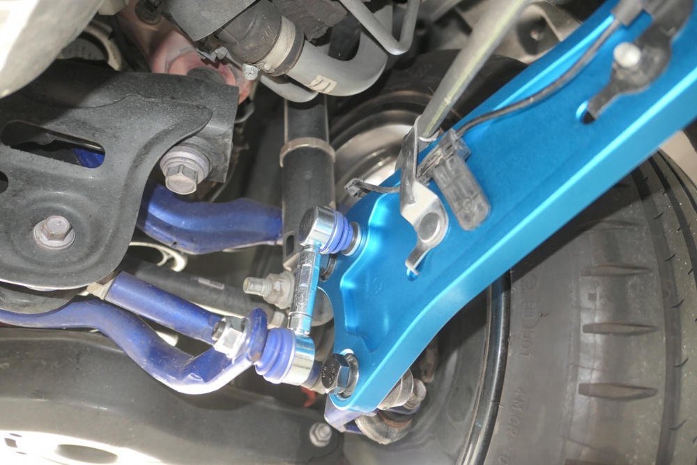 Hardrace toyota gr yaris rear trailing arms 5 Hardrace toyota gr yaris rear trailing arms - image 5