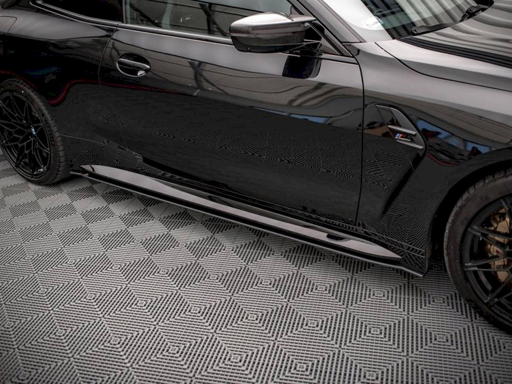 Maxton street pro side skirt diffusers bmw m4 (g82) 2021- black/red 3 Maxton street pro side skirt diffusers bmw m4 (g82) 2021- black/red - image 3