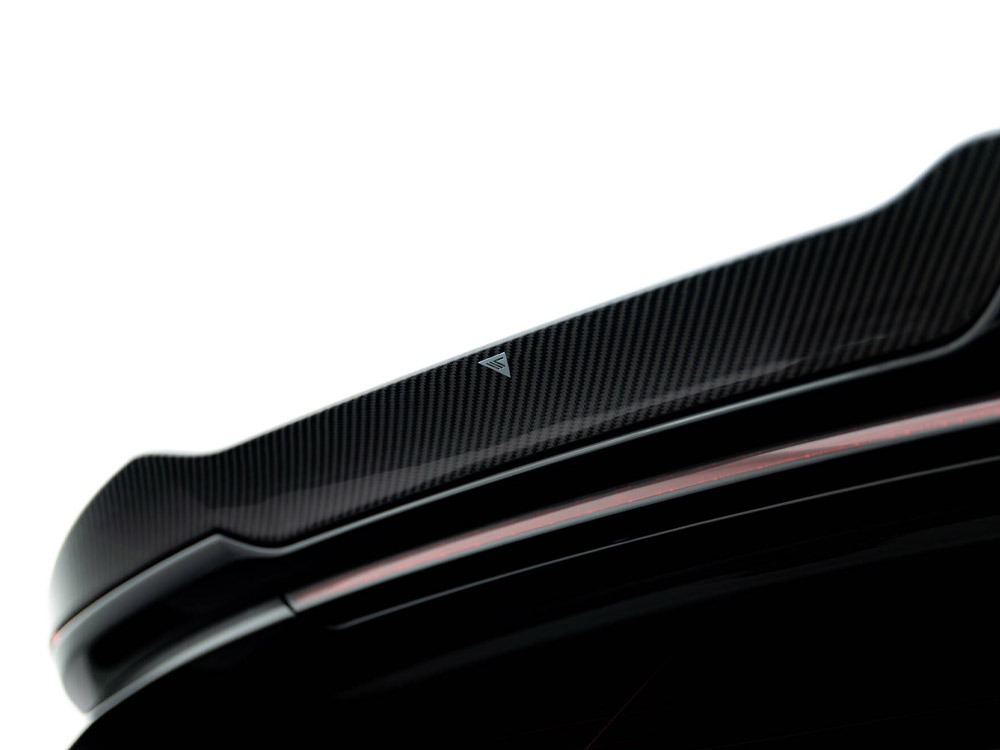 Maxton pre-preg carbon fibre tailgate spoiler for bmw m135i (f70) 5 Maxton pre-preg carbon fibre tailgate spoiler for bmw m135i (f70) - image 5