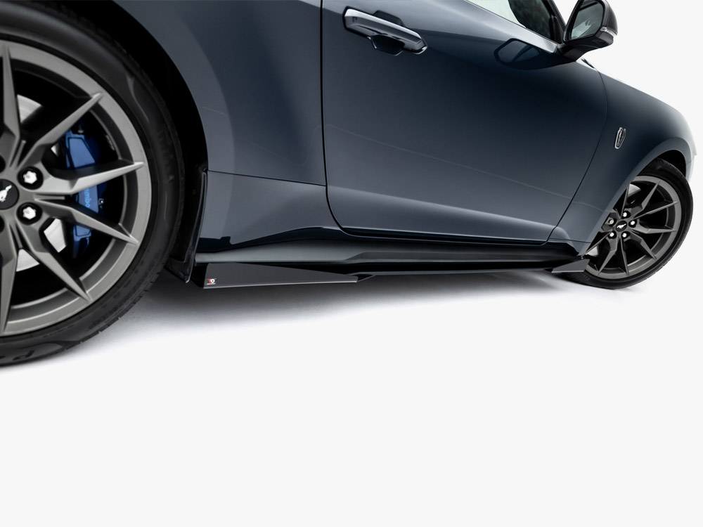 Maxton side flaps for ford mustang dark horse (mk7) 3 Maxton side flaps for ford mustang dark horse (mk7) - image 3