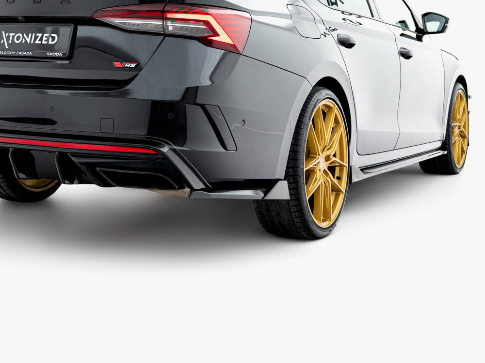 Maxton rear side splitters v8 skoda octavia vrs mk4 facelift liftback/estate 3 Maxton rear side splitters v8 skoda octavia vrs mk4 facelift liftback/estate - image 3