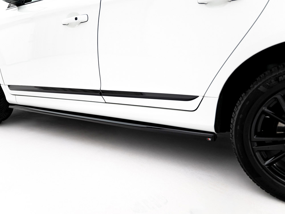 Maxton side skirt diffusers for volvo xc60 mk1 facelift 3 Maxton side skirt diffusers for volvo xc60 mk1 facelift - image 3