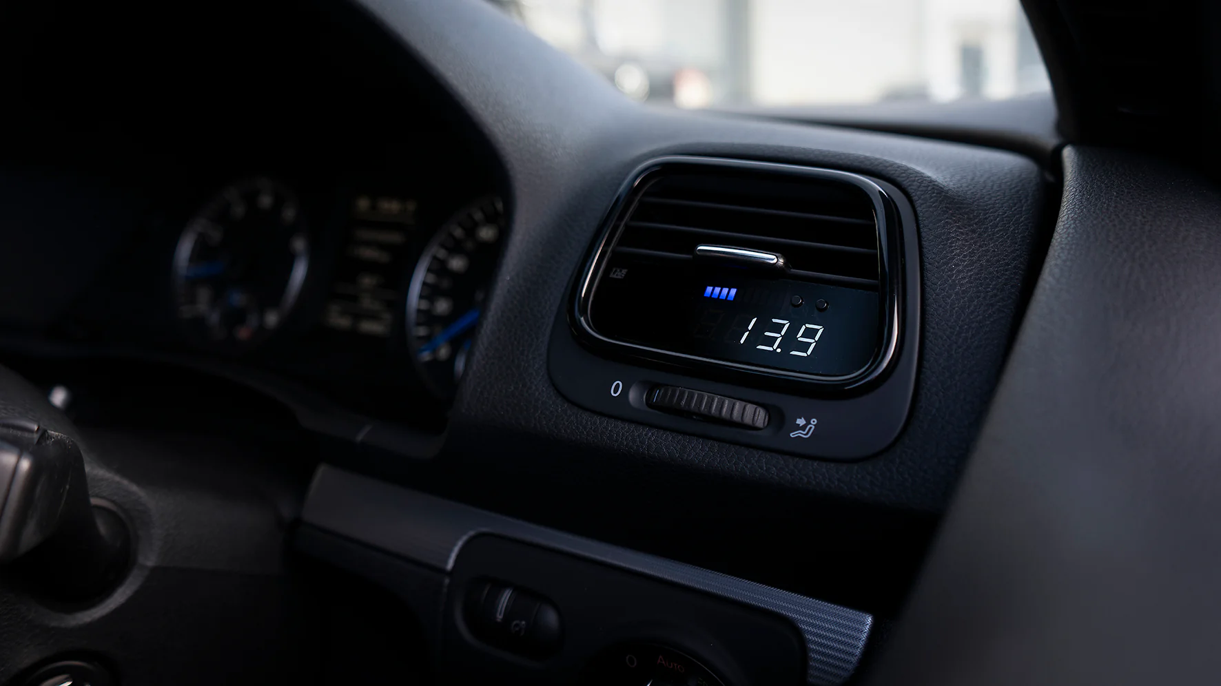 P3 gauge - volkswagen scirocco r (2008-2014) - 3p3vsr3 4 P3 gauge - volkswagen scirocco r (2008-2014) - 3p3vsr3 - image 4