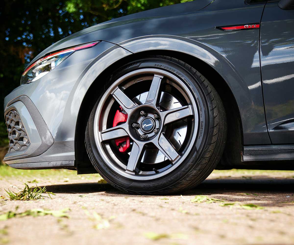 Racingline vwr r-06 18x8. 5 (et44) flow formed gloss gunmetal wheel 14 Racingline vwr r-06 18x8. 5 (et44) flow formed gloss gunmetal wheel - image 14